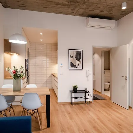 아파트 Armex Livecentrum *